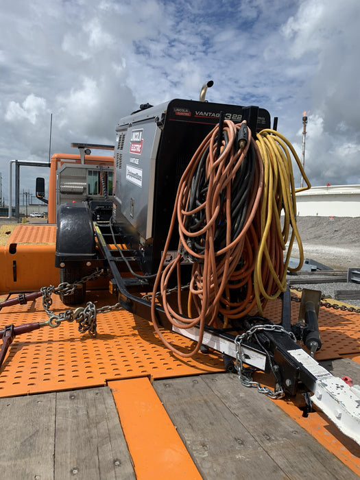 2019 Lincoln Electric Vantage 322 Welder Ready-Pak 3, Two wheel trailer, Fender and Light kit, Cable Rack