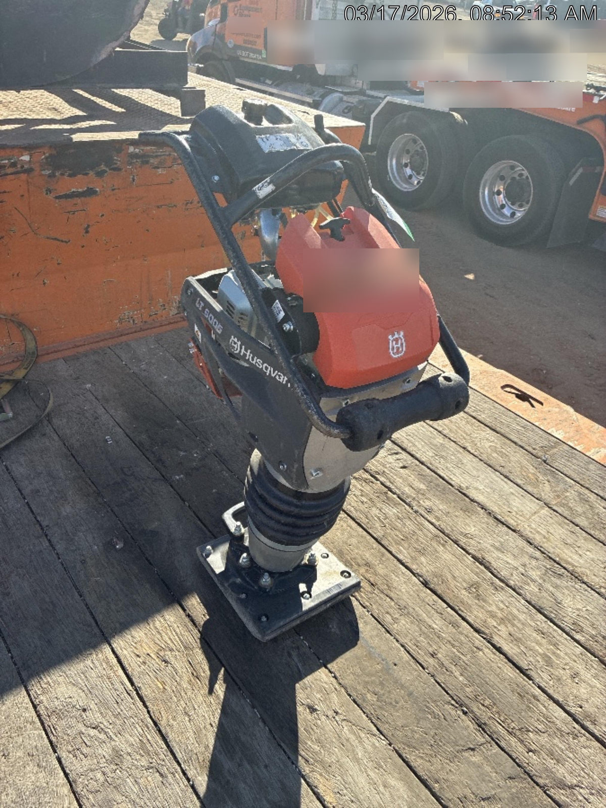 2025 HUSQVARNA LT6005