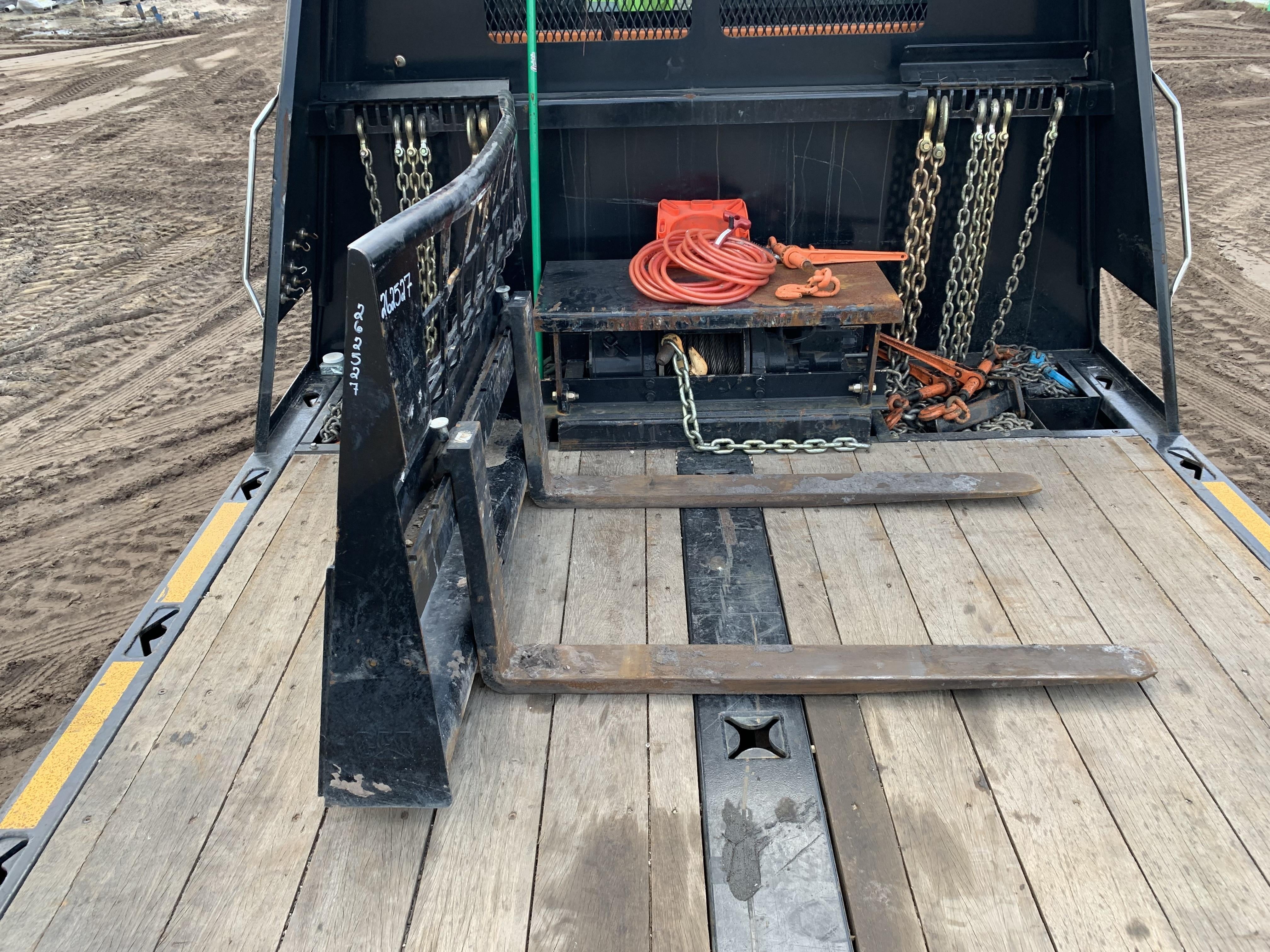 2022 ARROW MATERIAL HANDLING 48" Pallet Forks - Arrow