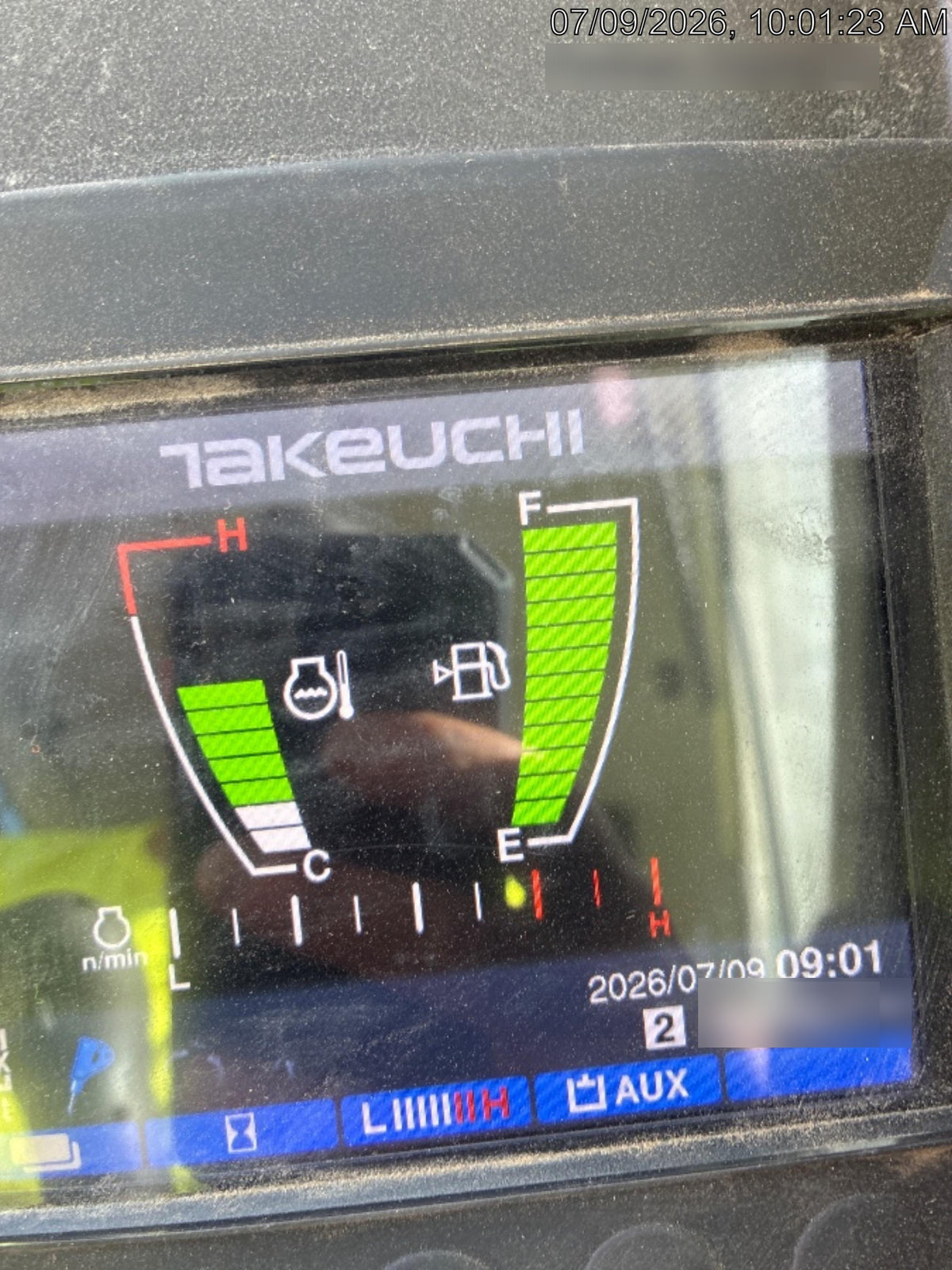 2025 TAKEUCHI TB235-2CR