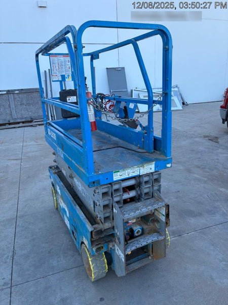 2019 Genie GS-1930 Fixed rails with chain Entry