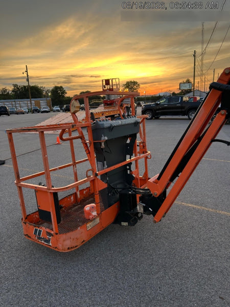 2019 JLG 450AJ