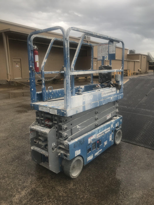 2019 Genie GS-1930 Fixed Rails with Chain Entry