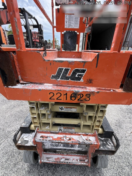 2022 JLG ES1932