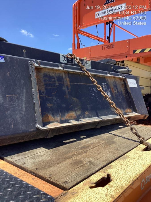 2021 PALADIN Sweepster SB72