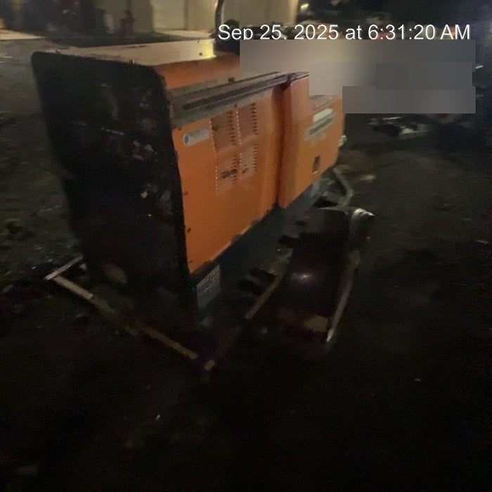 2021 Lincoln Electric Vantage 322 Vantage 322 Ready Pak 3 w/ Telematics & Decals, ORANGE (includes trailer, cable rack, fender light kit)