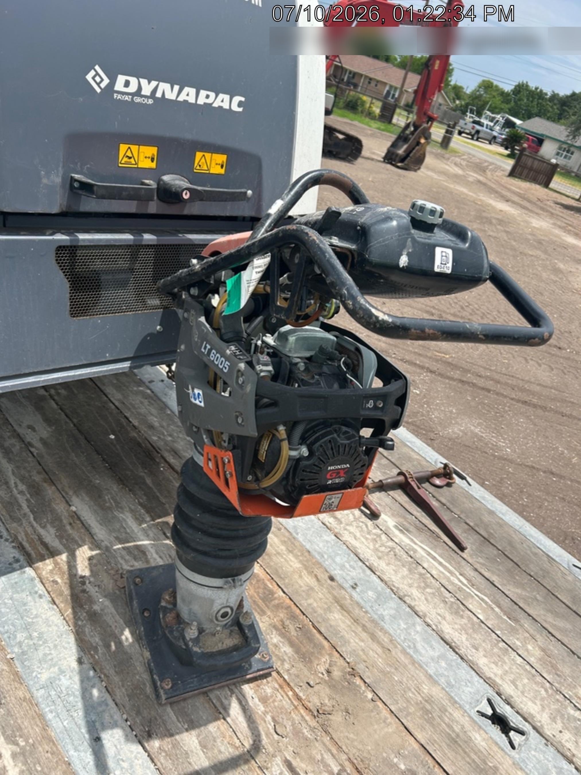 2025 HUSQVARNA LT6005