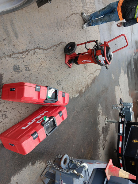 2023 HILTI TE 3000-AVR