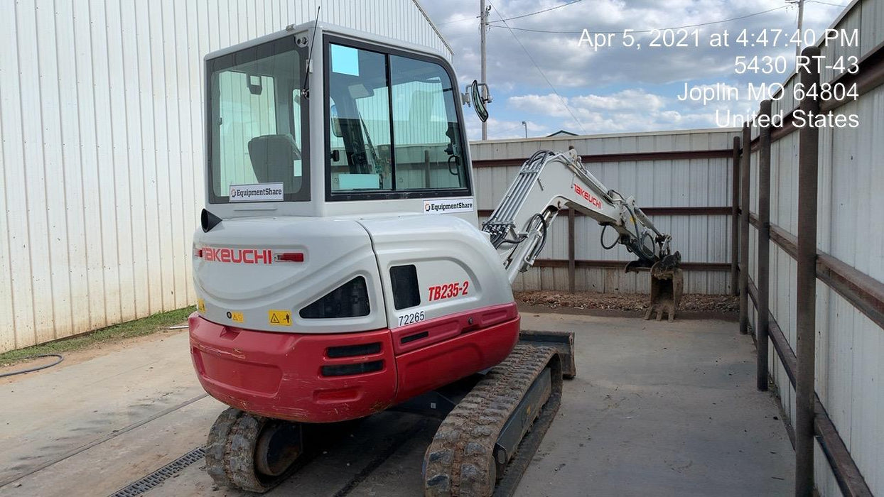 2018 Takeuchi TB235-2CR TAKEUCHI TB235CRA