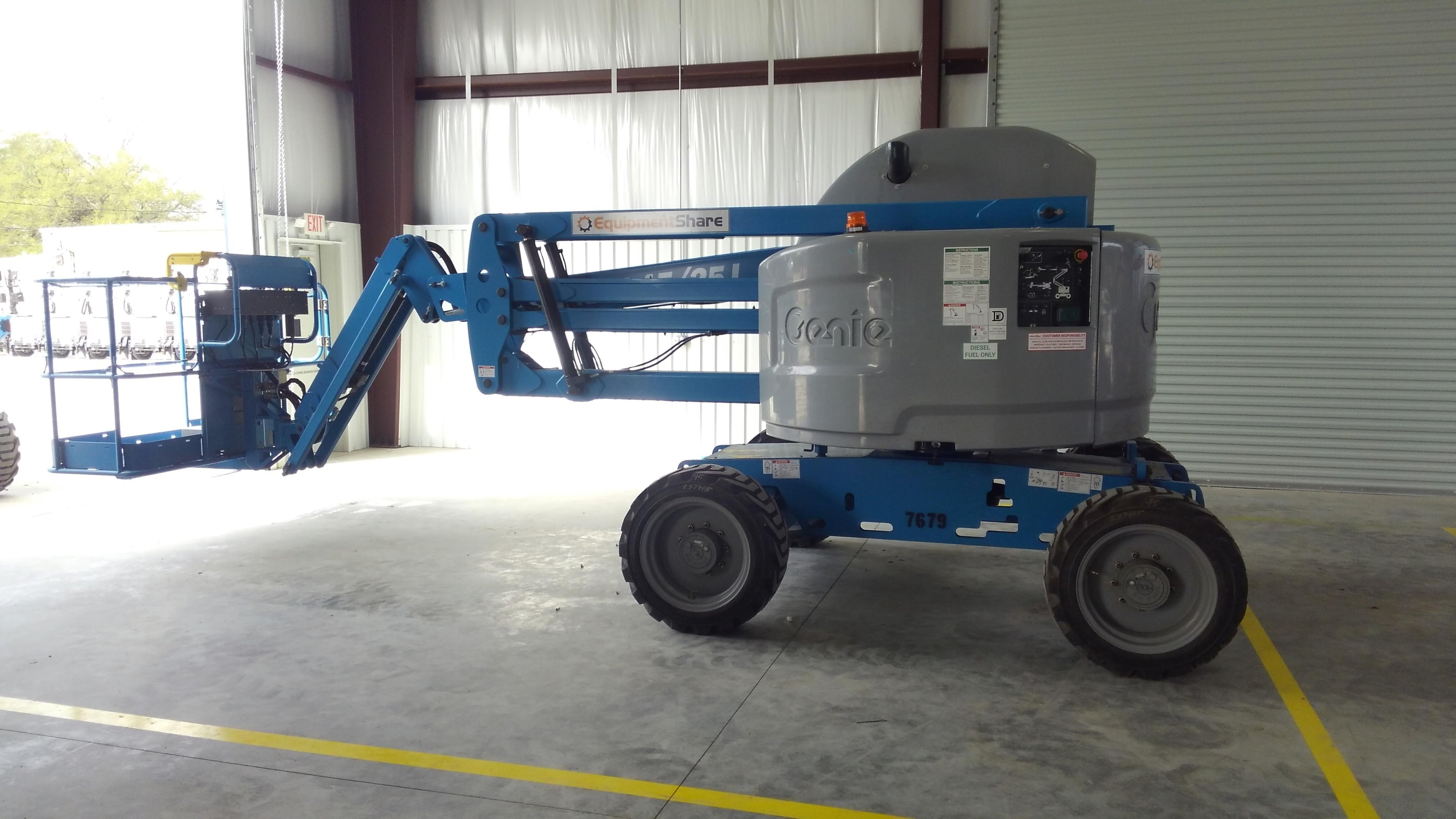 2018 GENIE Z-45/25