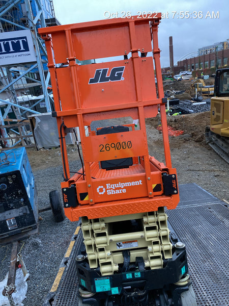 2022 JLG ES1932