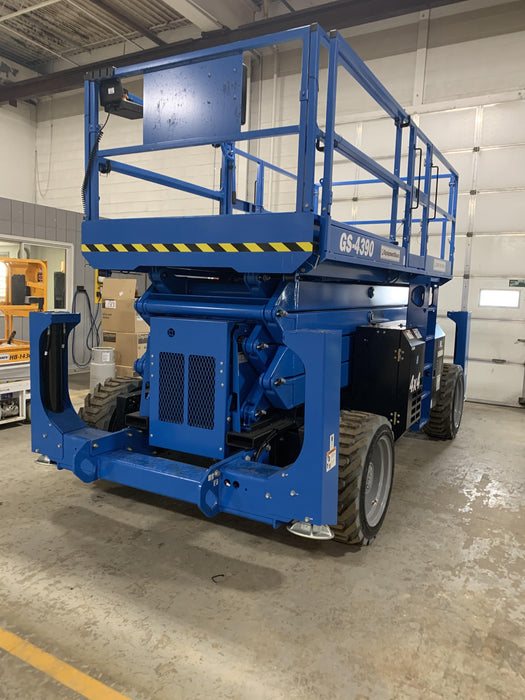 2020 GENIE GS-4390 RT