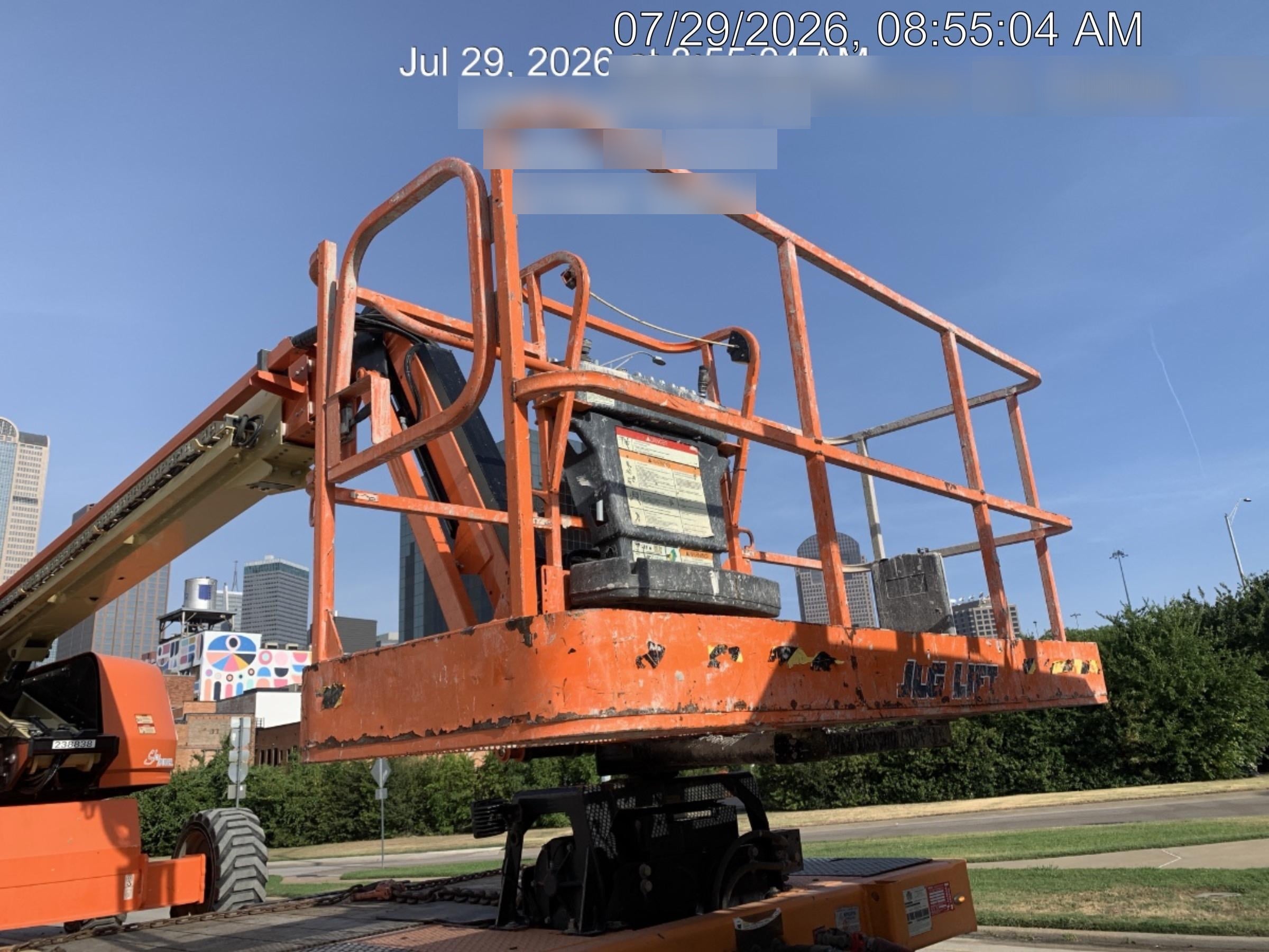 2022 JLG 660SJ