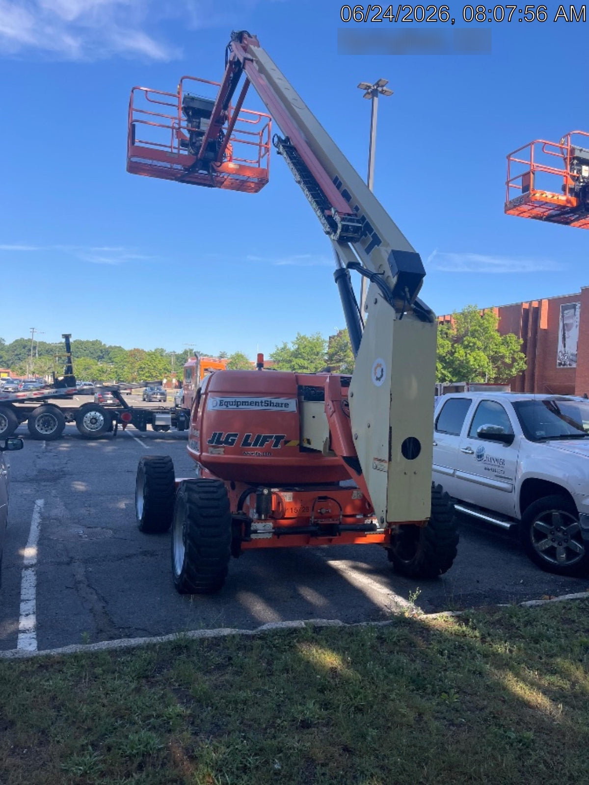 2021 JLG 600AJ