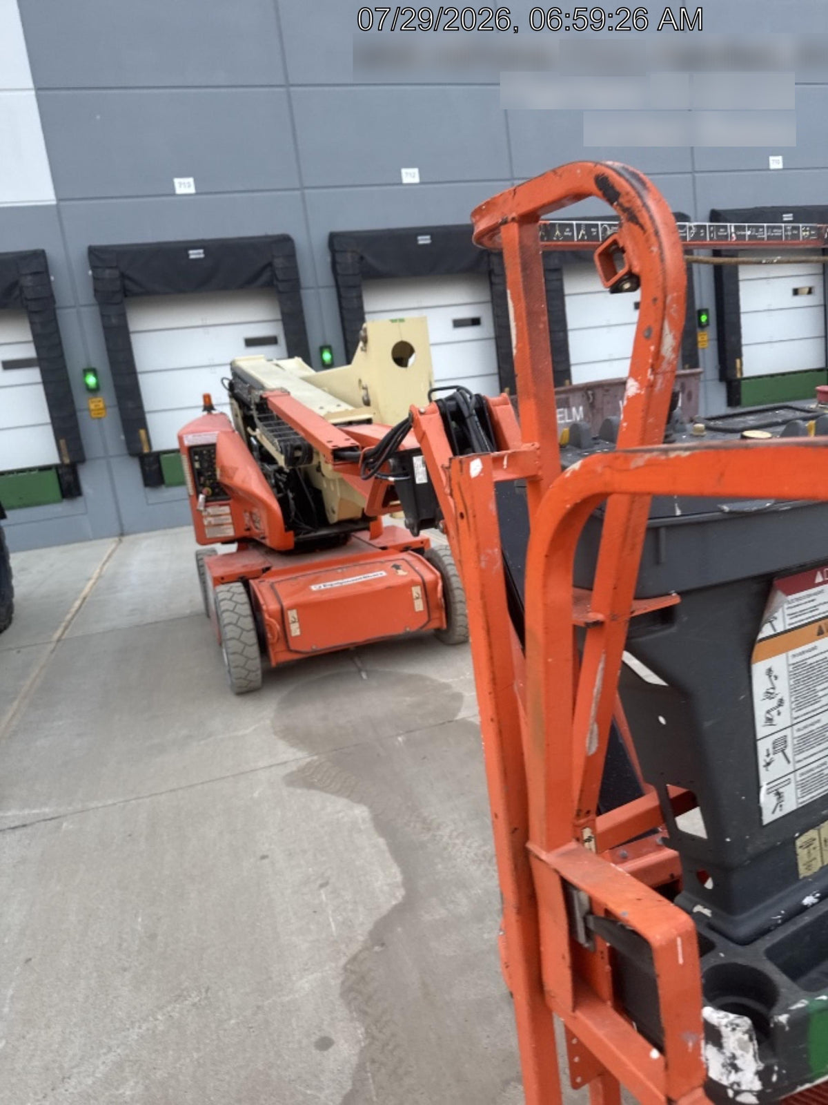 2020 JLG E400AJPN