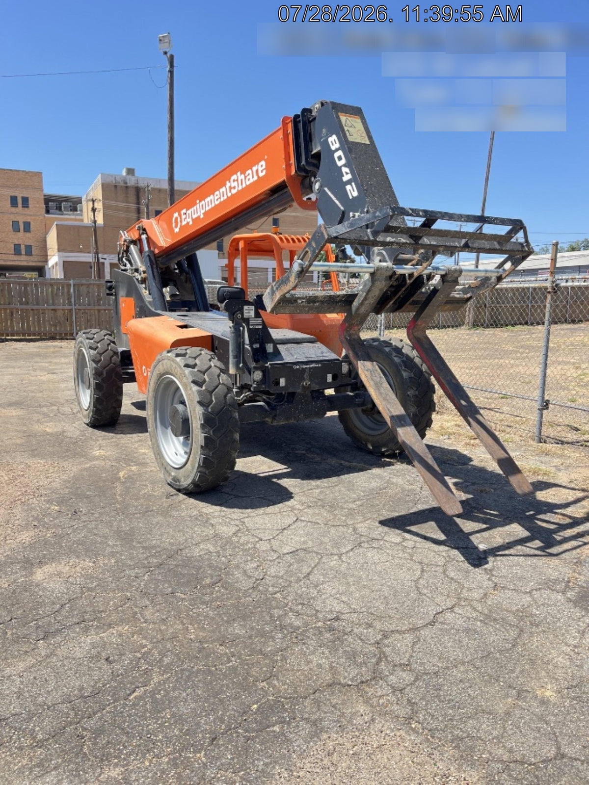 2023 SKYTRAK 8042