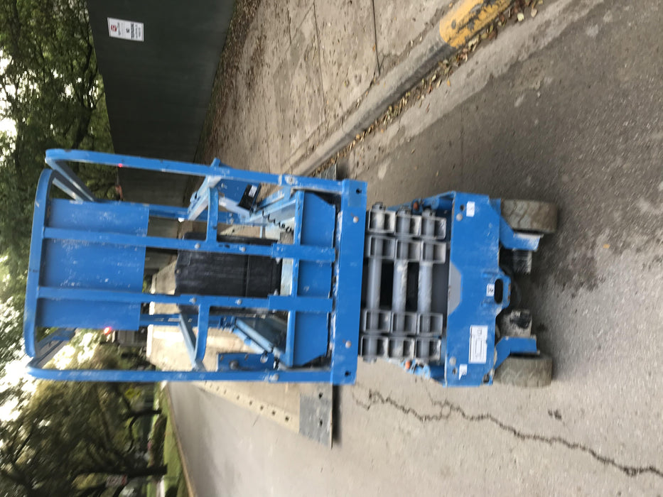 2019 Genie GS-1930 Fixed Rails with Chain Entry