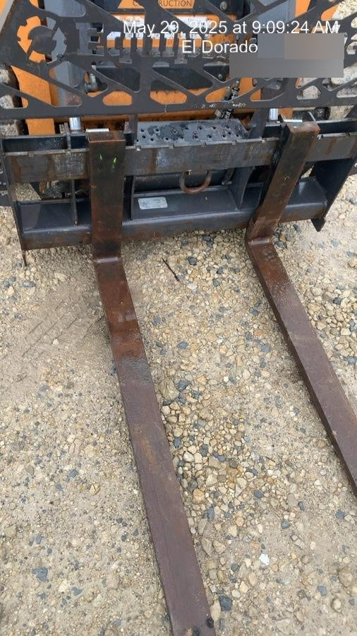 2022 PALADIN 48" Pallet Forks - Paladin