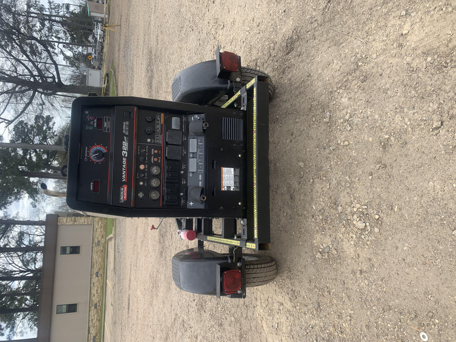 2019 Lincoln Electric Vantage 322 Welder Ready-Pak 3, Two wheel trailer, Fender and Light kit, Cable Rack