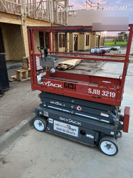 2017 Skyjack SJIII-3219 Skyjack SJ3219, Trojan Battery Set, Extended Warranty 5yr/5k hr