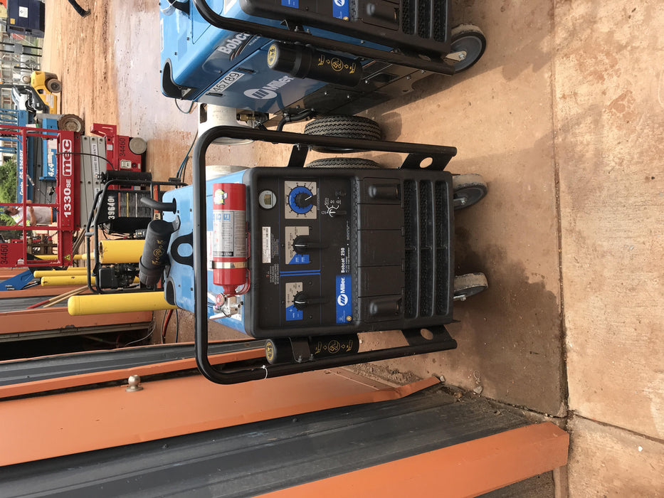 2019 Miller Electric BOBCAT 250 Standard w/Running Gear, Bracket, Hose