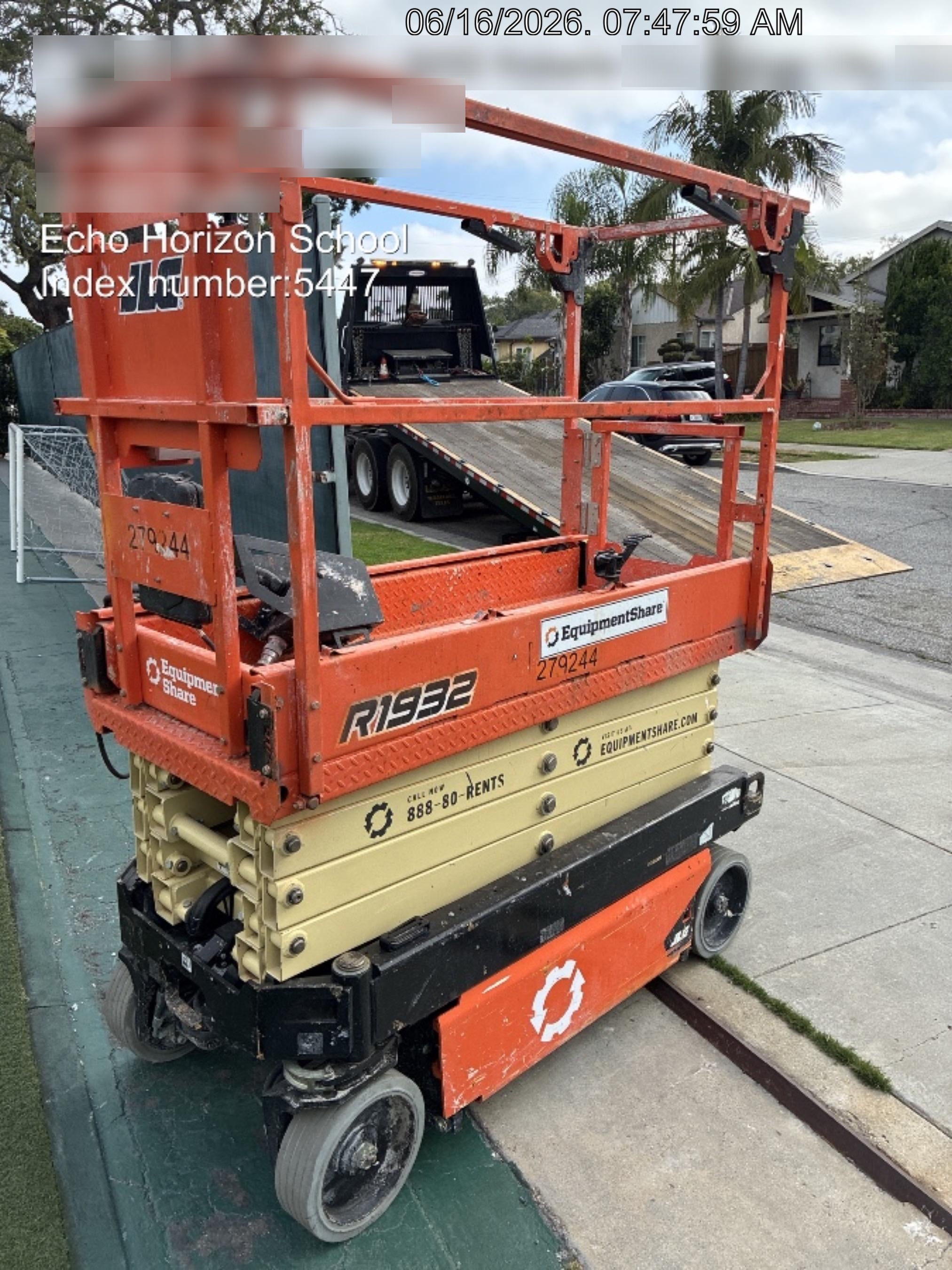 2022 JLG R1932