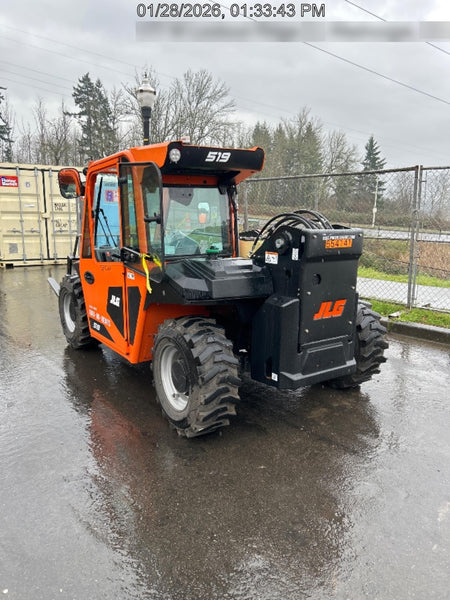 2025 JLG 519