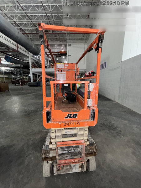 2023 JLG ES1932