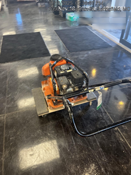 2022 Multiquip MVC88VTHW Plate Compactor, 20", w/Water Tank, Honda GX160