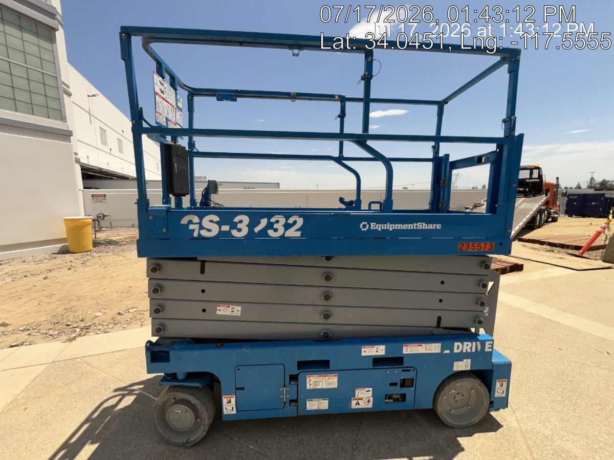 2022 GENIE GS-3232