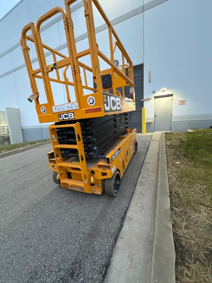 2022 JCB S3246E