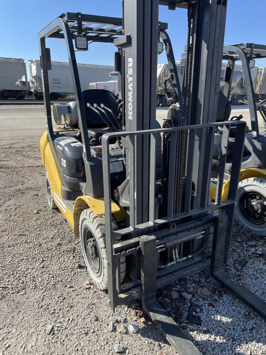 2021 KOMATSU FG25T-16