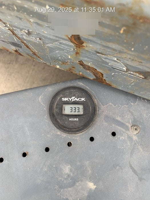 2018 Skyjack SJIII-3226 Skyjack SJIII3226 Scissor Lift w/Trojan Batteries