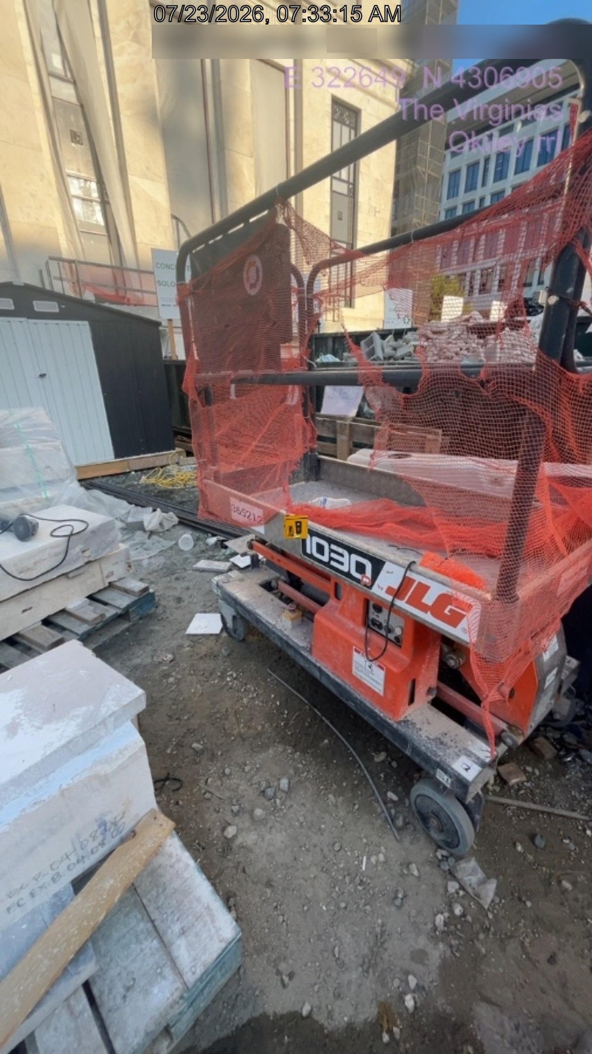 2023 JLG 1030P