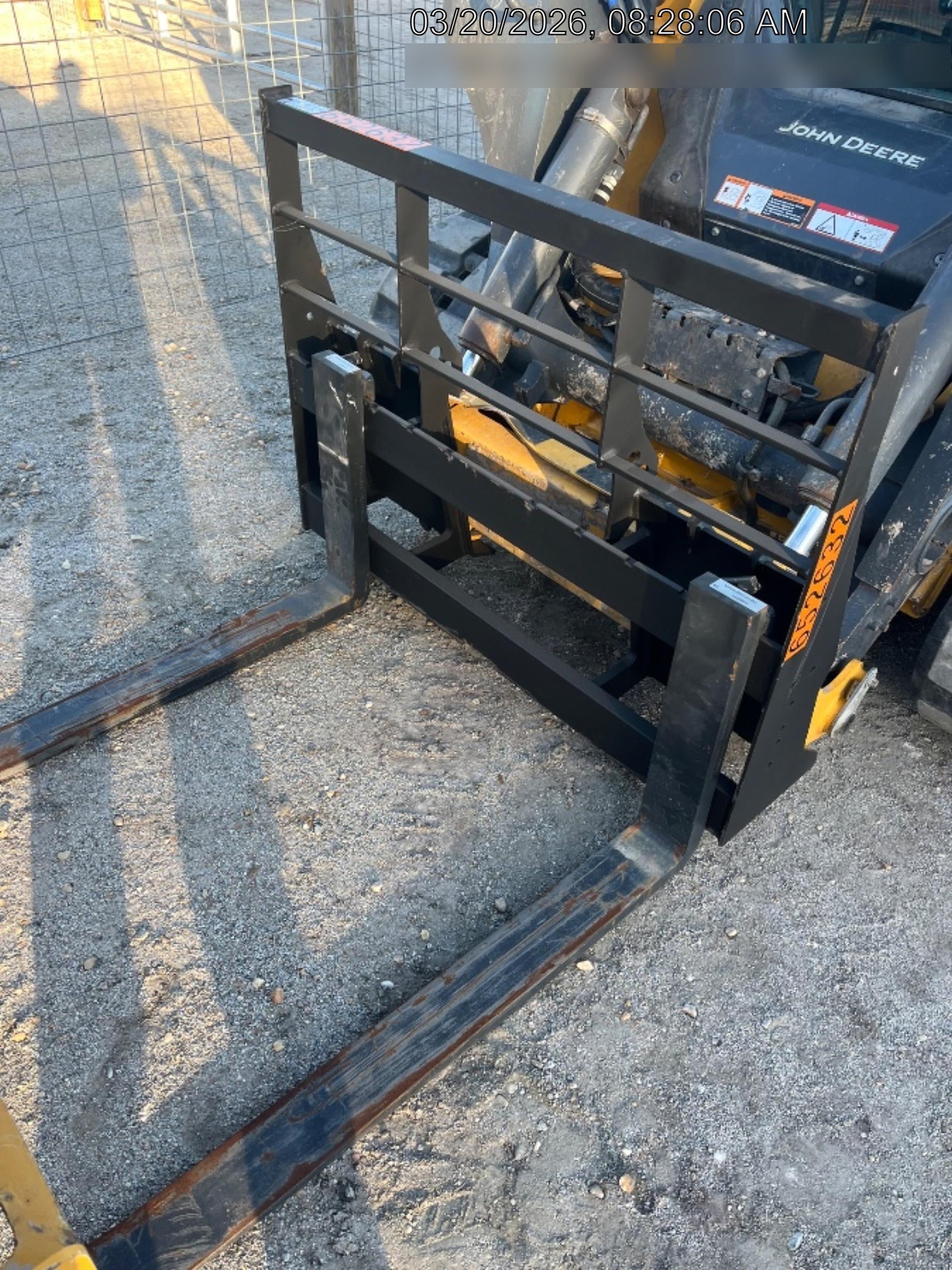 2026 ARROW MATERIAL HANDLING 72" Pallet Forks - Arrow