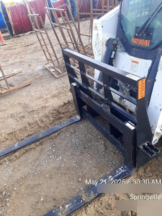 2024 ARROW MATERIAL HANDLING 48" Pallet Forks - Arrow