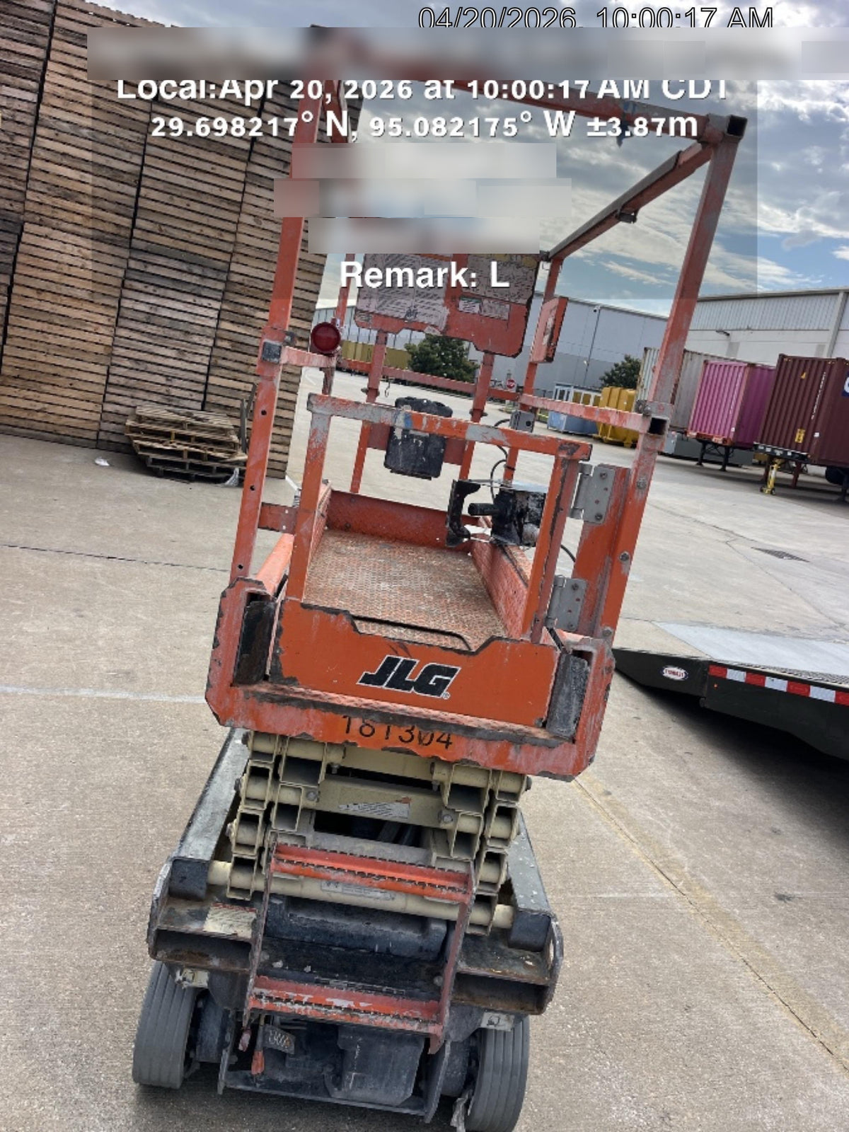 2025 JLG ES1932