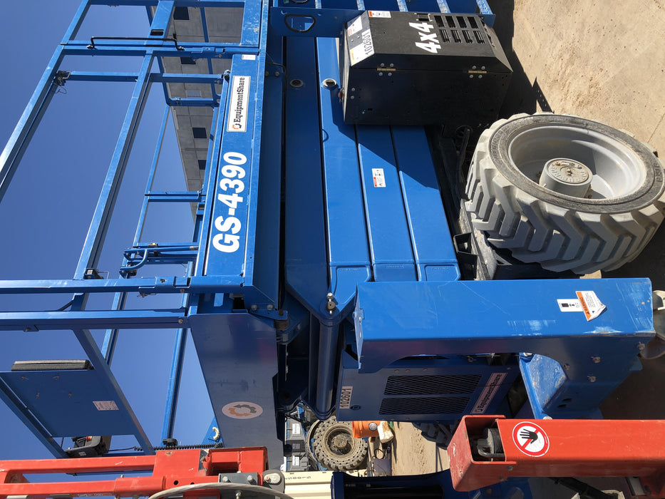 2020 GENIE GS-4390 RT