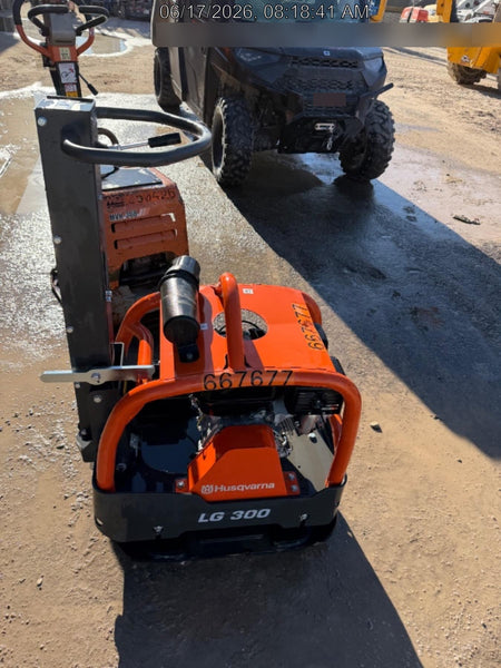 2025 HUSQVARNA LG300