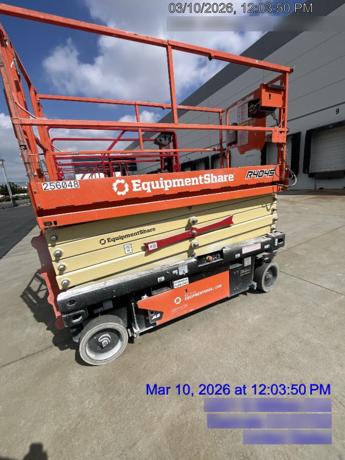 2022 JLG R4045