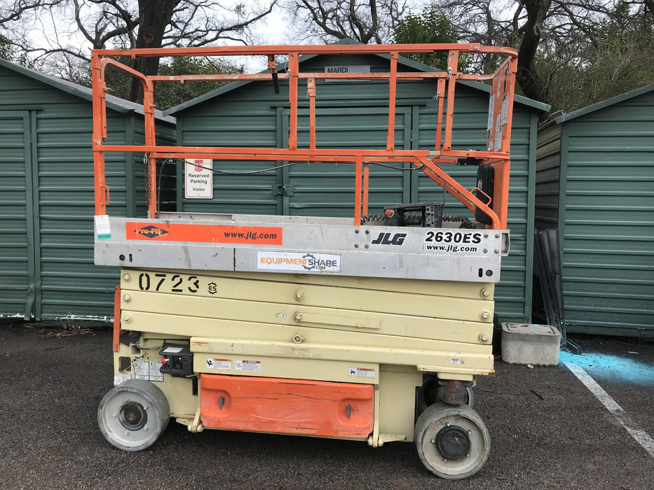 2006 JLG 2630ES