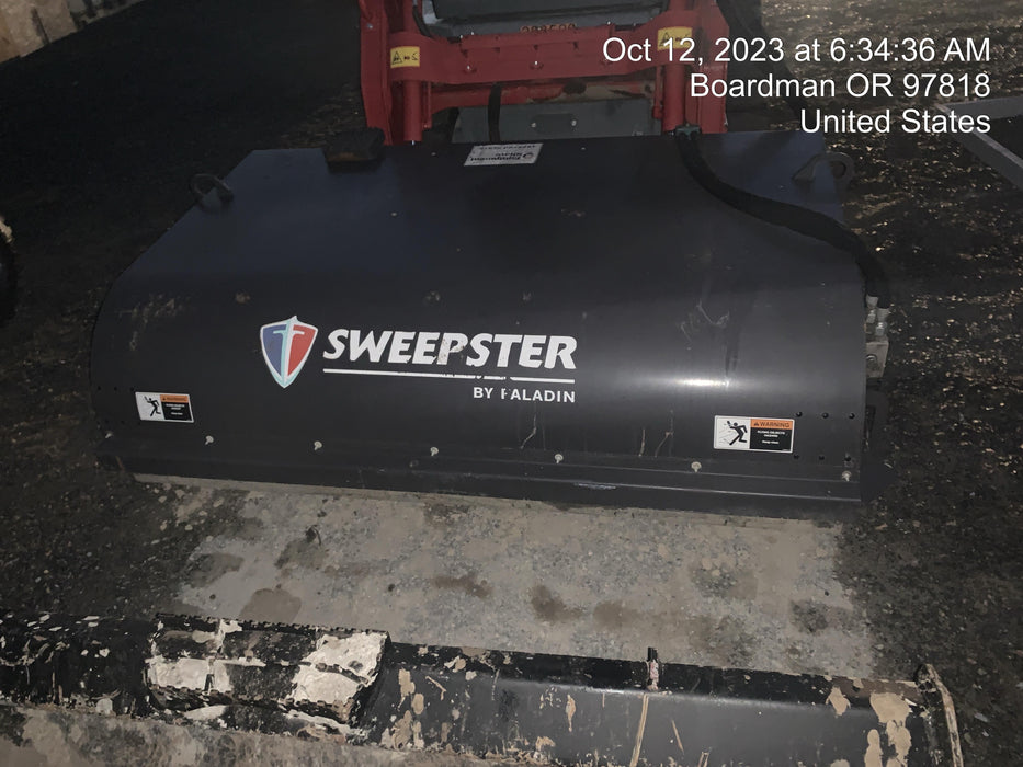 2020 PALADIN Sweepster SB72