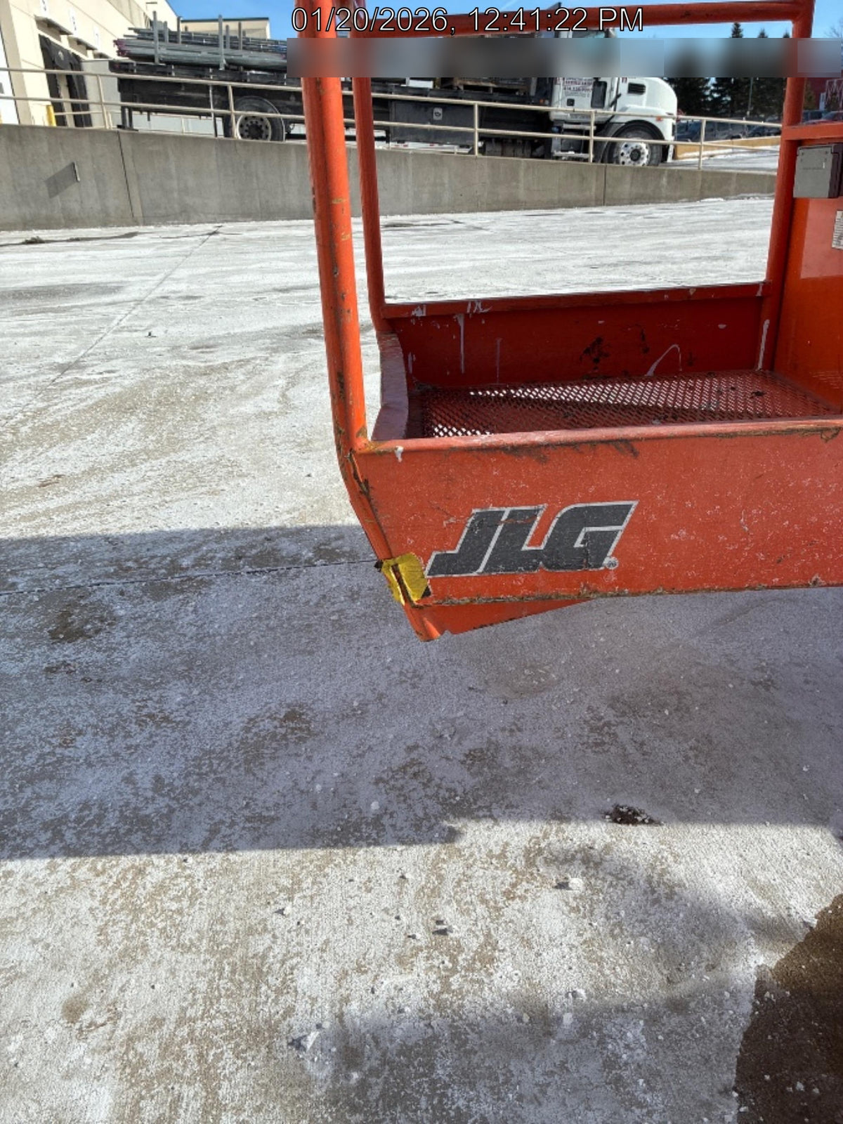 2022 JLG 26E