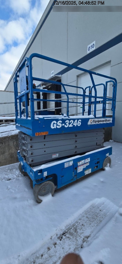 2020 Genie GS-3246 Standard, Folding full height swing gate