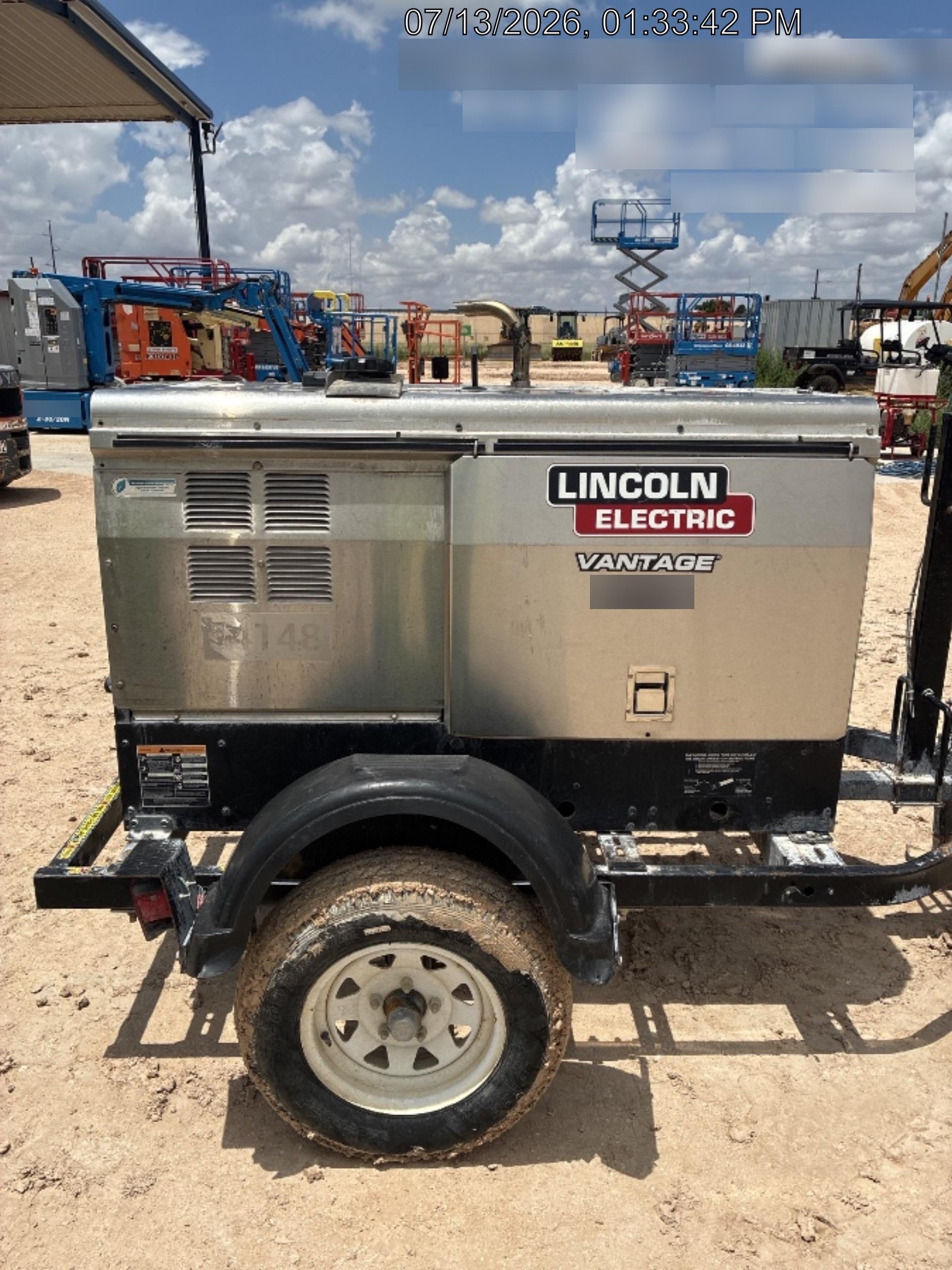 2019 Lincoln Electric Vantage 322 Welder Ready-Pak 3, Two wheel trailer, Fender and Light kit, Cable Rack