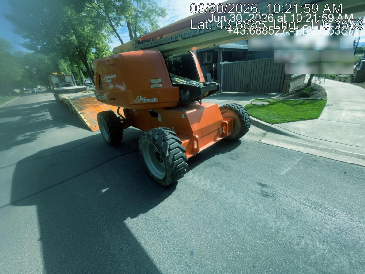 2022 JLG 660SJ