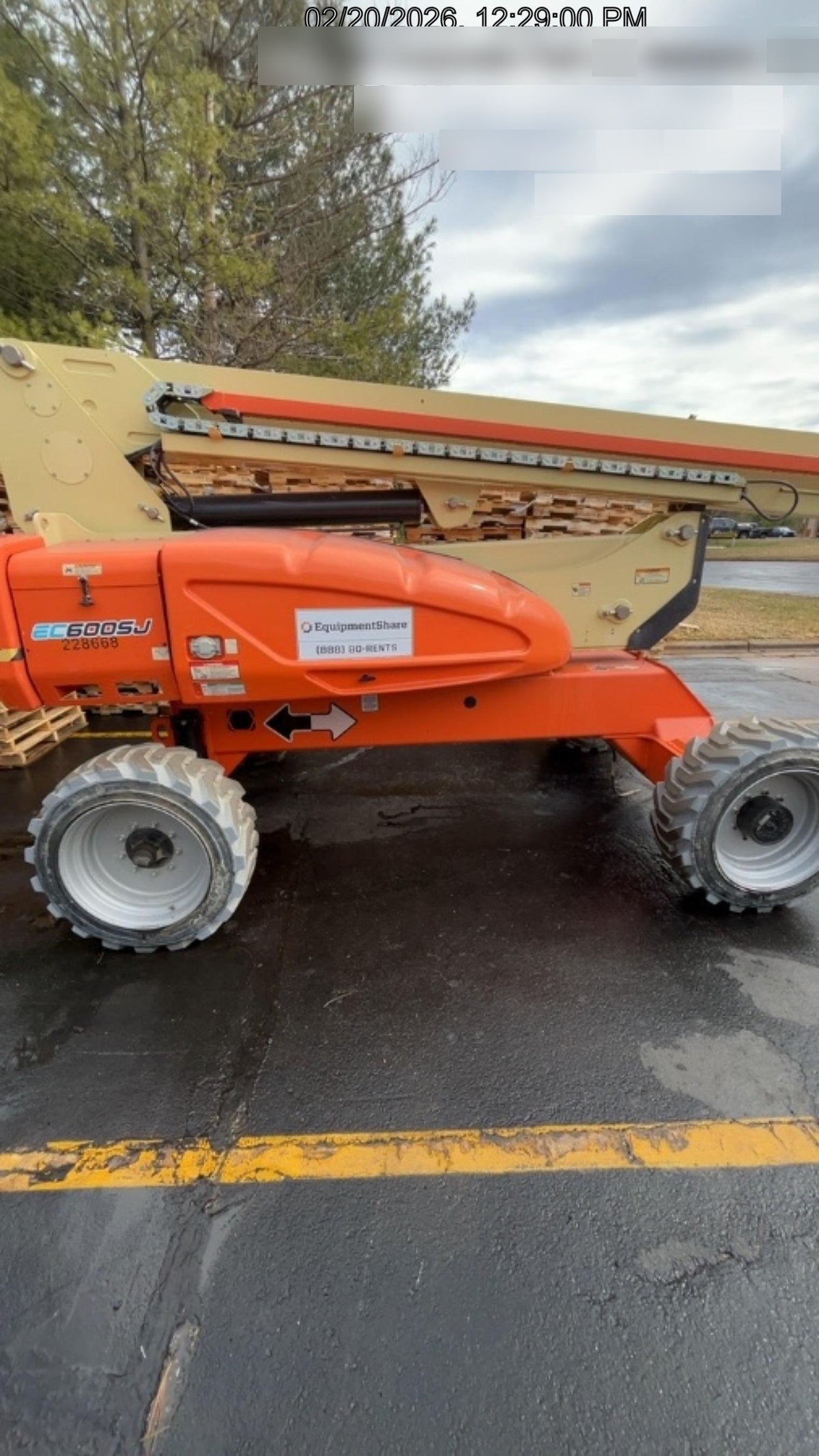 2022 JLG EC600SJ