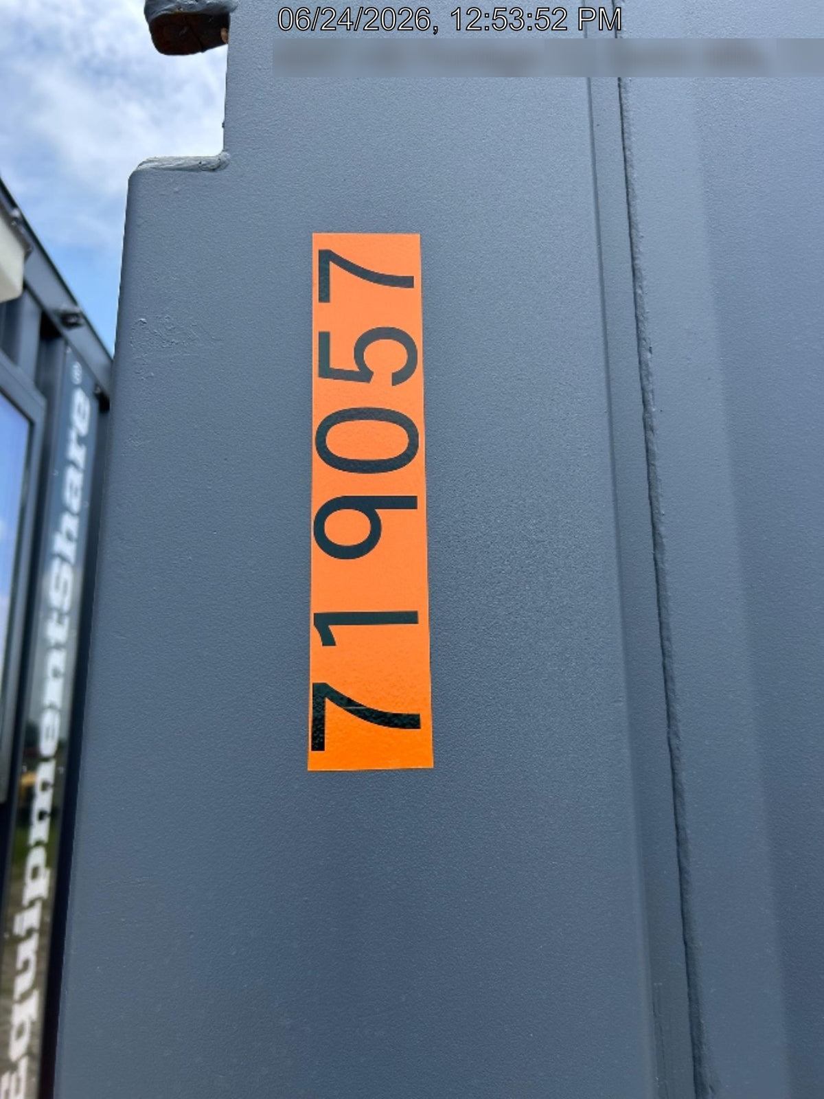 2026 TURNIQ TI-8X10