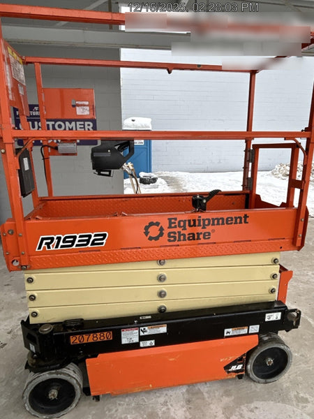 2022 JLG R1932