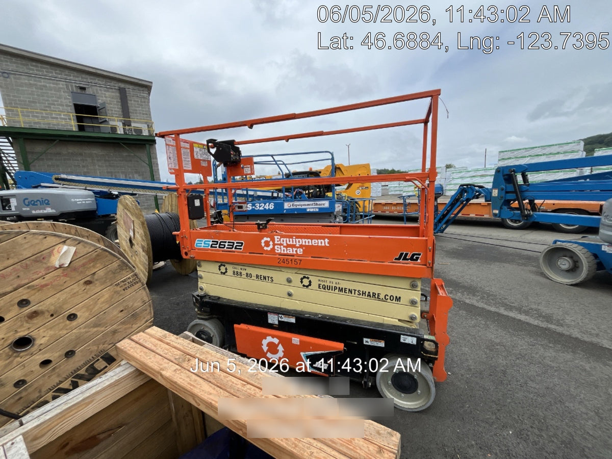 2022 JLG ES2632